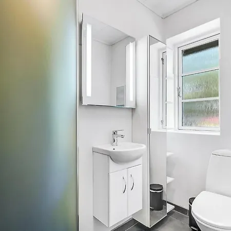 Eight-bedroom In Prázdninový dům