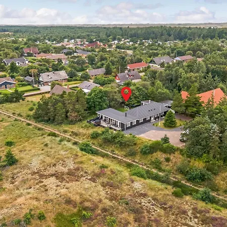 Eight-bedroom In * Nørre Nebel