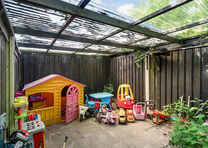 Nyaraló Eight-bedroom In *